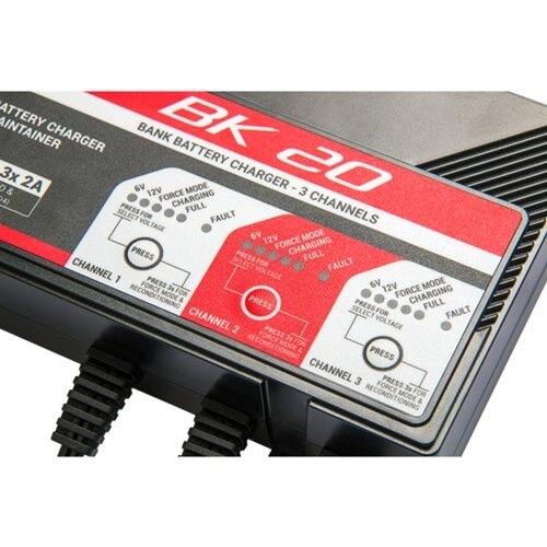 Battery Charger 6/12V - 4 40A BS Battery BK20 Battery Charger 6/12V - 4 40A BS Battery BK20