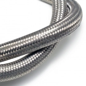 Radiatora šļūtene Easyboost Racing pīta tērauda d=15mm 8par metru)