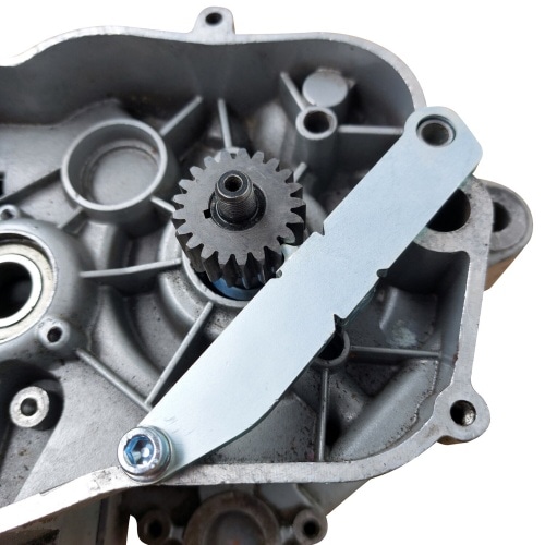 Bloķēšanas rīks kloķvārpstas zobratiņš Easyboost Derbi Euro 3 / Euro 4 Bloķēšanas rīks kloķvārpstas zobratiņš Easyboost Derbi Euro 3 / Euro 4