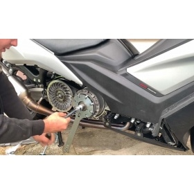 Bloķēšanas rīks variators / griezes momenta piedziņa Easyboost Kymco AK 550cc