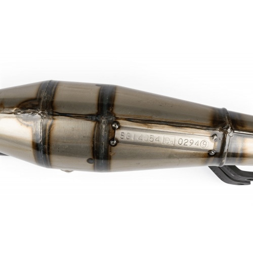 Глушитель LeoVince Handmade TT Black Edition Yamaha Aerox / MBK NItro w. homologation Глушитель LeoVince Handmade TT Black Edition Yamaha Aerox / MBK NItro w. homologation