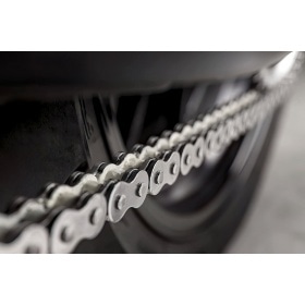 Смазка для цепи дорожная Ipone X-Trem Chain Road спрей 100 мл