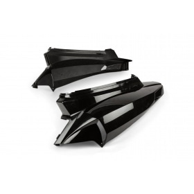 Right + Left Rear Panels Booster after 2004 (unpainted black)