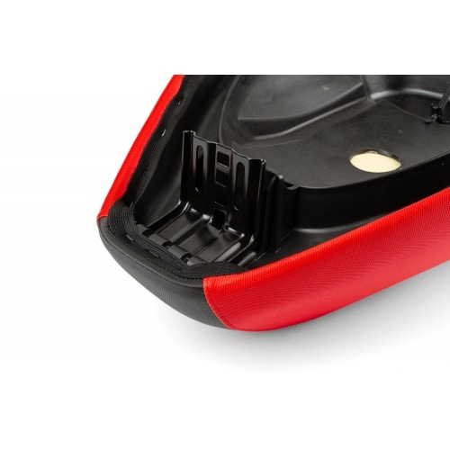 Seat Piaggio Zip after 2000 black/red Seat Piaggio Zip after 2000 black/red