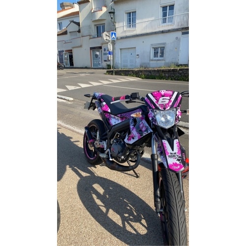 Decal Kit Stage6 pink – black Derbi X-Treme Euro 4 Decal Kit Stage6 pink – black Derbi X-Treme Euro 4