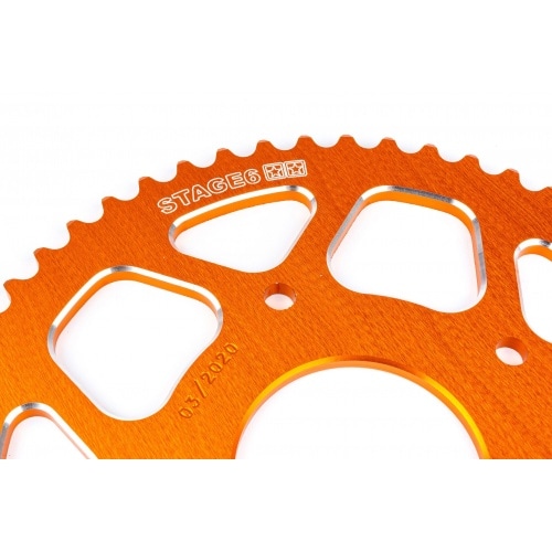 Ķēdes komplekts 13x53 - 420 Stage6 alumīnija CNC oranžs Peugeot / Rieju Ķēdes komplekts 13x53 - 420 Stage6 alumīnija CNC oranžs Peugeot / Rieju