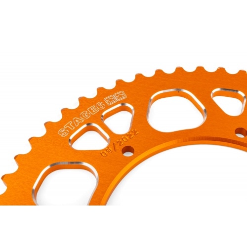 Ķēdes komplekts 14x53 - 420 Stage6 alumīnija CNC oranžs Aprilia SX 50 Ķēdes komplekts 14x53 - 420 Stage6 alumīnija CNC oranžs Aprilia SX 50