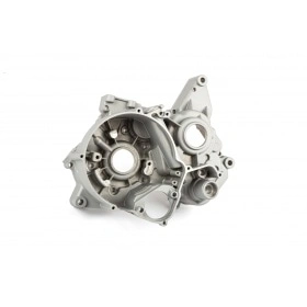 Левая половина картера (со стороны зажигания) CPI / Generic