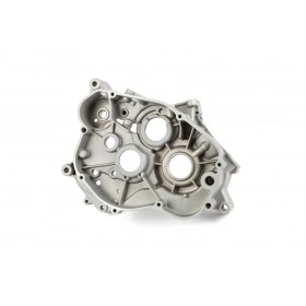 Правая половина картера (со стороны сцепления) Generic / CPI