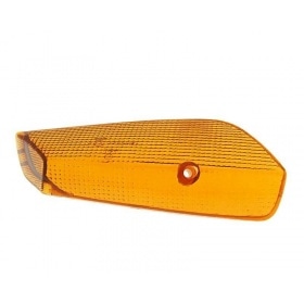 Indikatora lēca priekšējā labajā pusē Suzuki Adrese